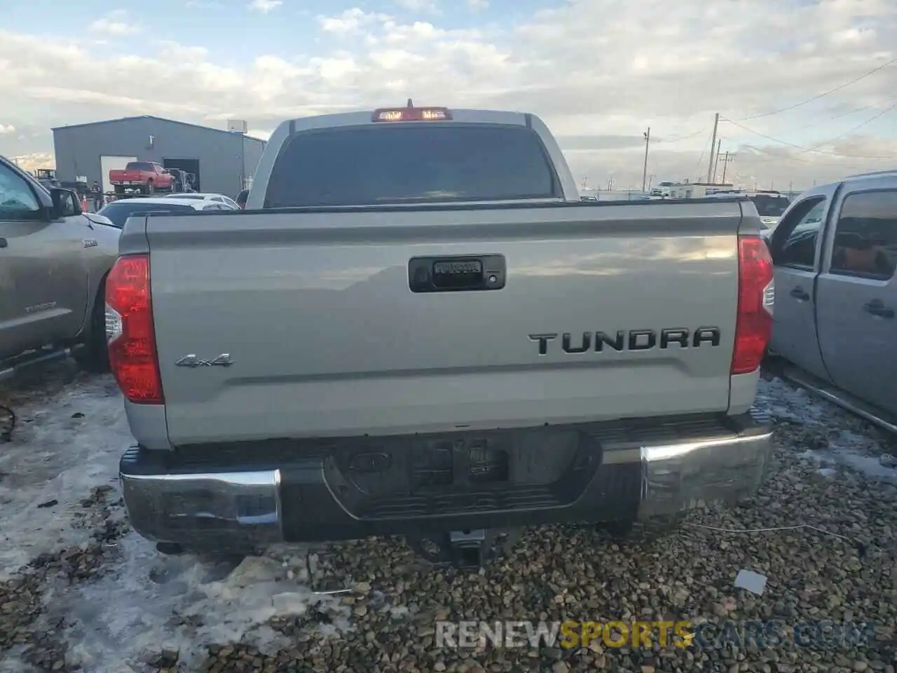 6 Photograph of a damaged car 5TFDY5F17MX045571 TOYOTA TUNDRA 2021