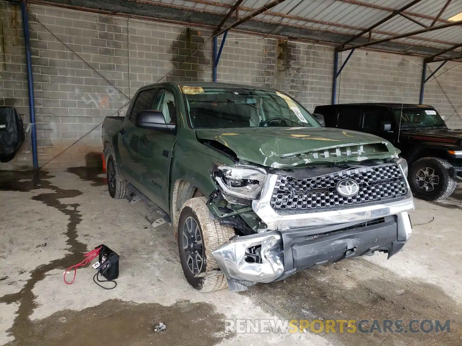 1 Photograph of a damaged car 5TFDY5F17MX959142 TOYOTA TUNDRA 2021