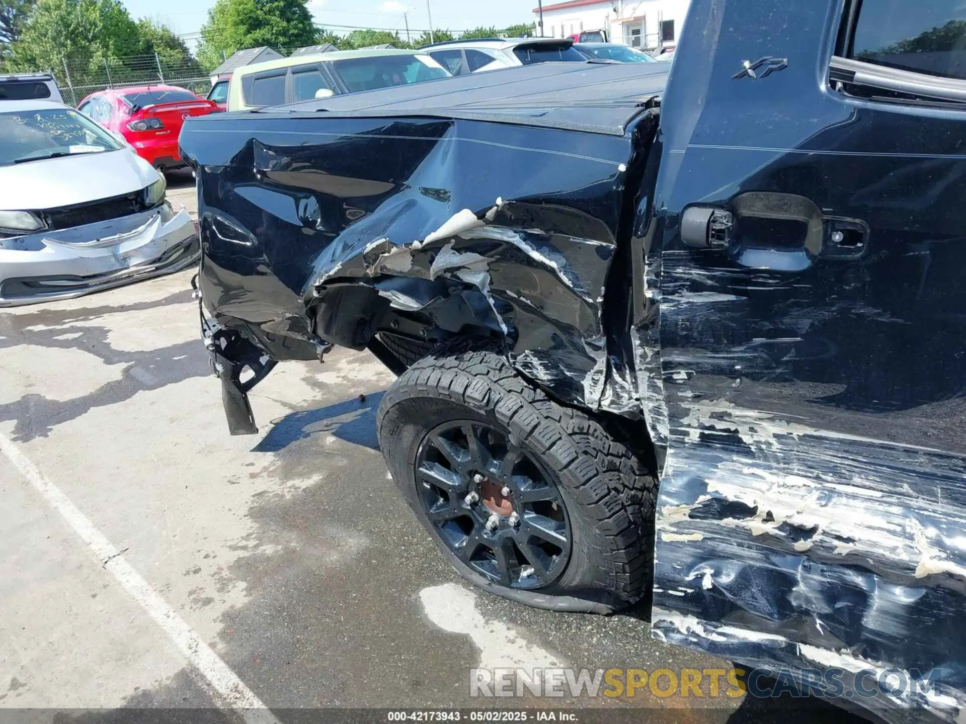 16 Photograph of a damaged car 5TFDY5F17MX991623 TOYOTA TUNDRA 2021