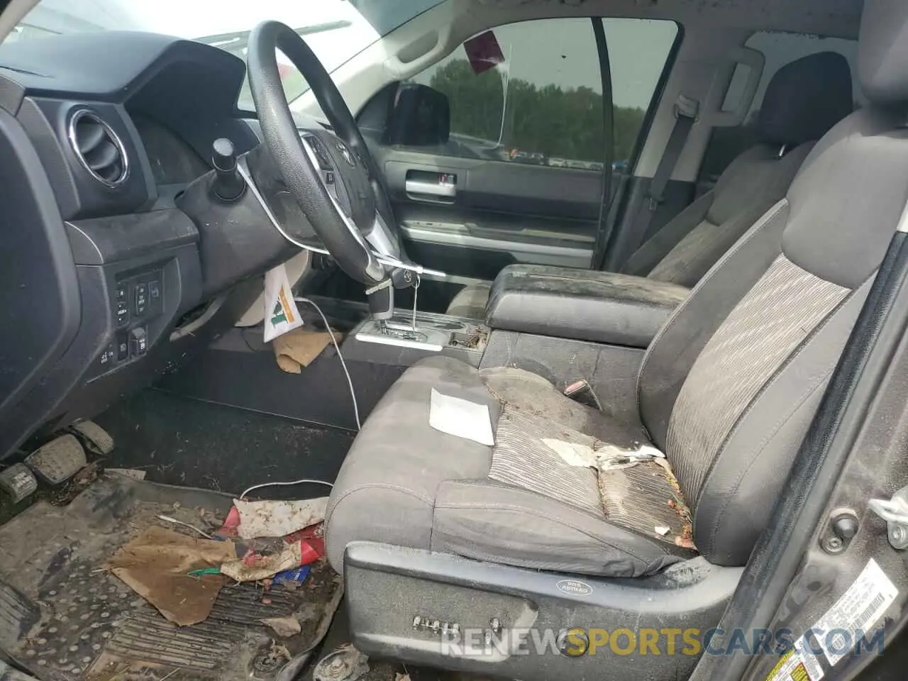 7 Photograph of a damaged car 5TFDY5F17MX994358 TOYOTA TUNDRA 2021