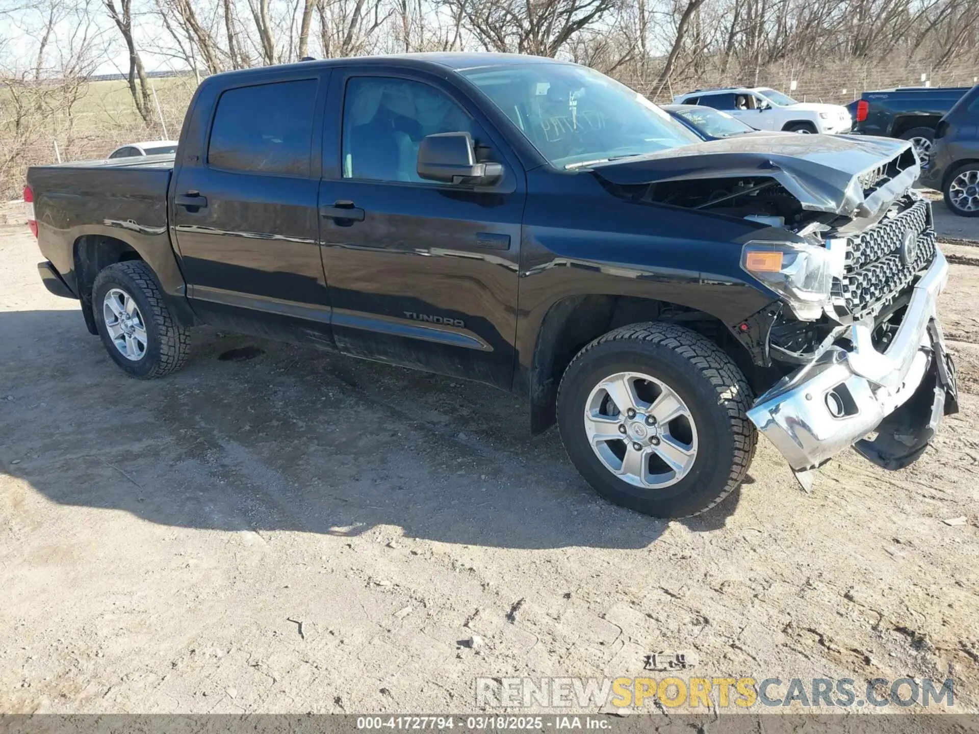 1 Photograph of a damaged car 5TFDY5F18MX005094 TOYOTA TUNDRA 2021