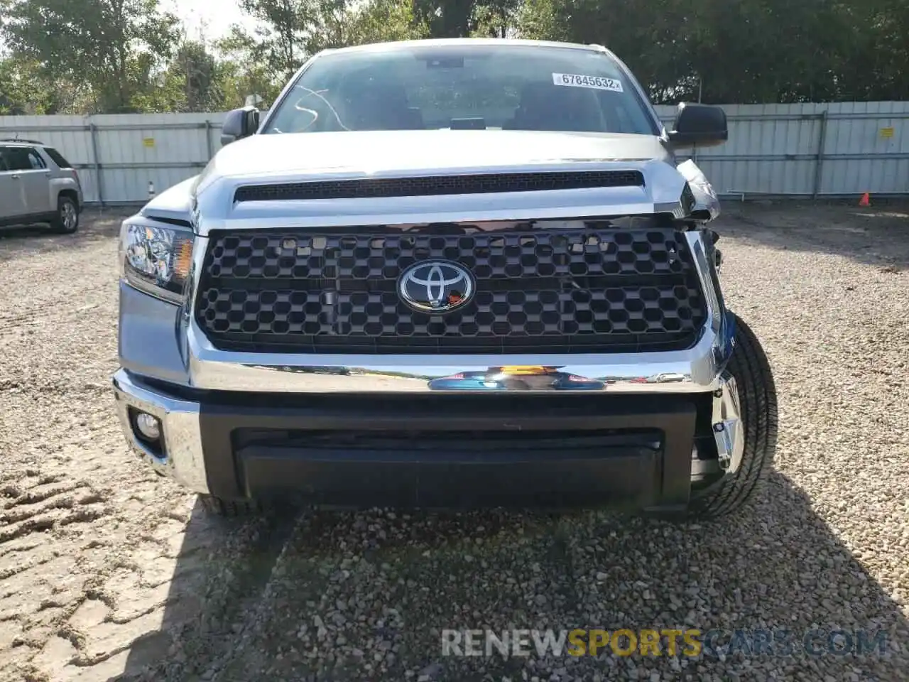 5 Photograph of a damaged car 5TFDY5F18MX008951 TOYOTA TUNDRA 2021