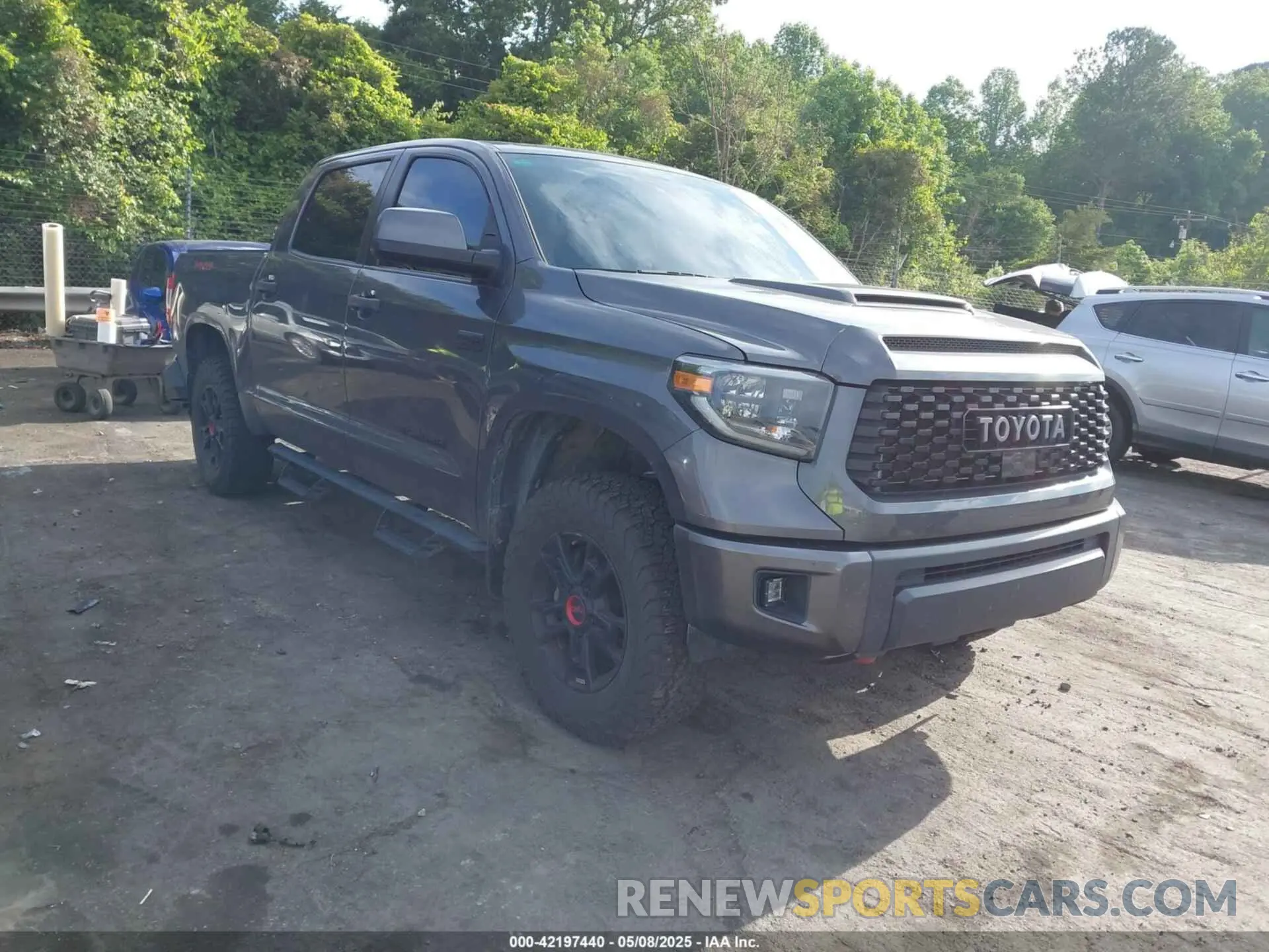 1 Photograph of a damaged car 5TFDY5F19MX004939 TOYOTA TUNDRA 2021