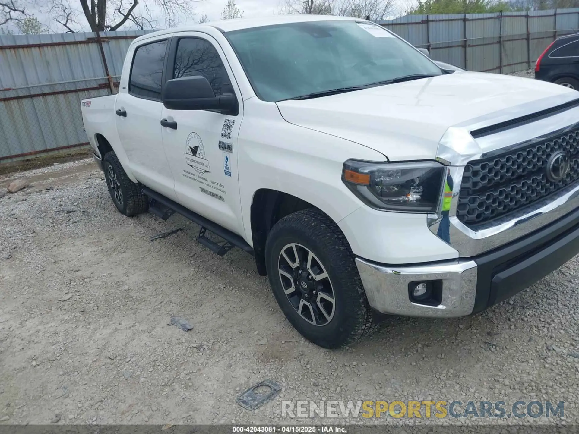 1 Photograph of a damaged car 5TFDY5F19MX037861 TOYOTA TUNDRA 2021