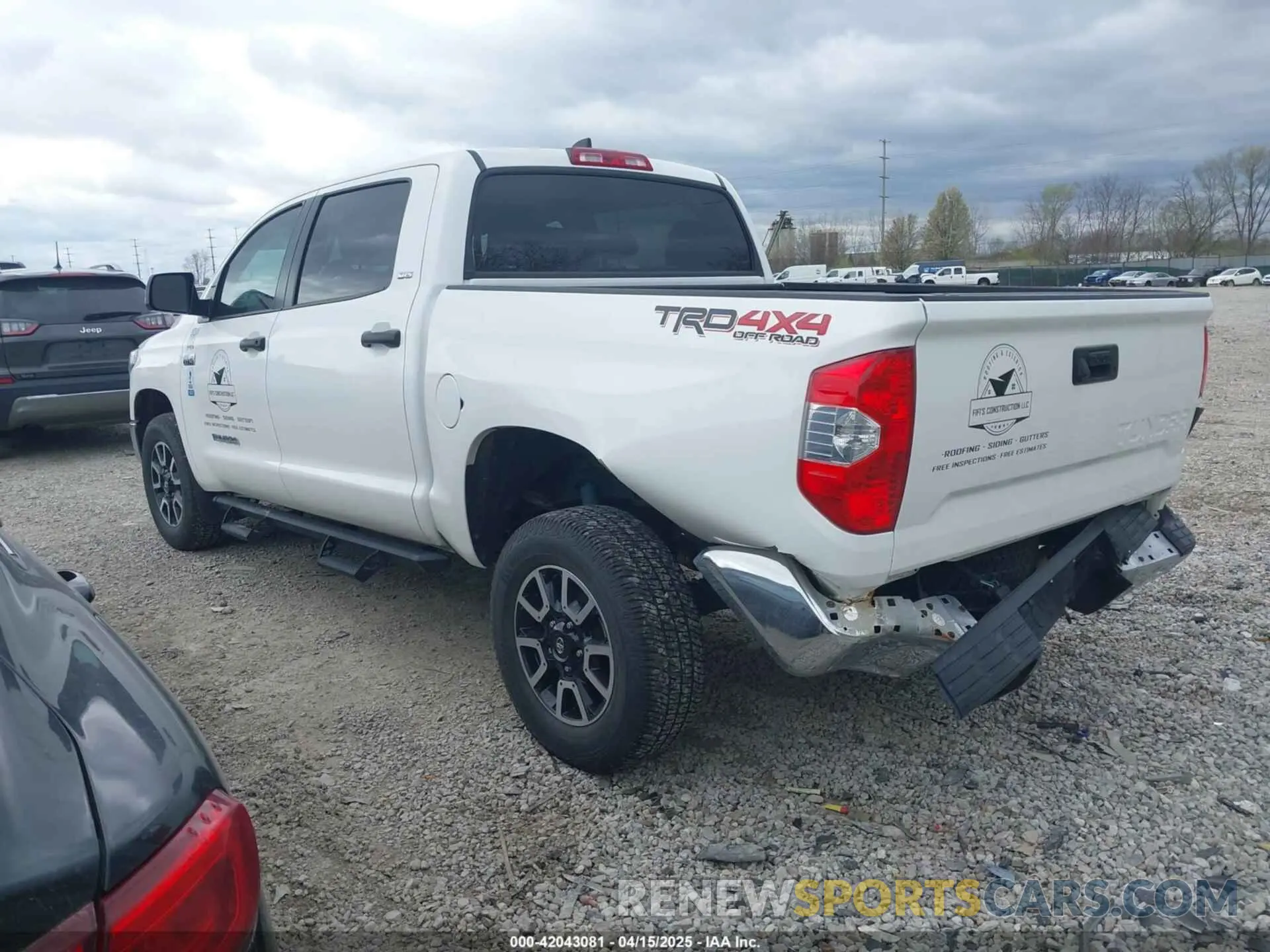 14 Photograph of a damaged car 5TFDY5F19MX037861 TOYOTA TUNDRA 2021