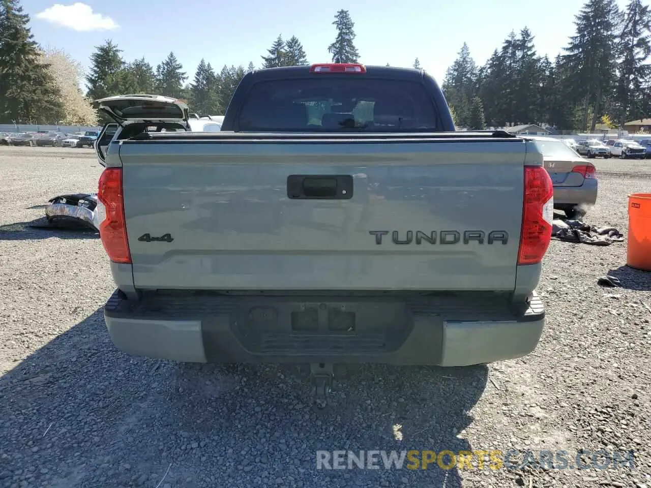 6 Photograph of a damaged car 5TFDY5F19MX963094 TOYOTA TUNDRA 2021
