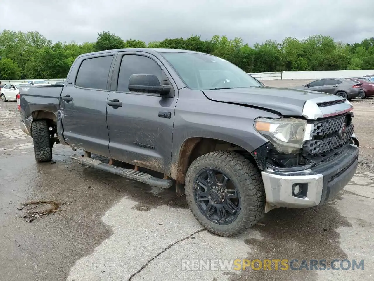 4 Photograph of a damaged car 5TFDY5F19MX968506 TOYOTA TUNDRA 2021