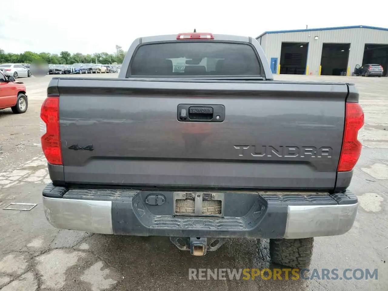 6 Photograph of a damaged car 5TFDY5F19MX968506 TOYOTA TUNDRA 2021