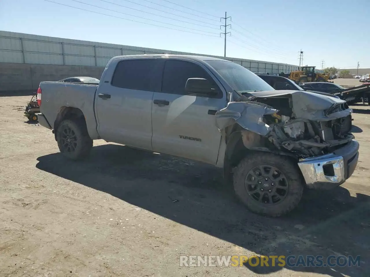 4 Photograph of a damaged car 5TFDY5F19MX977626 TOYOTA TUNDRA 2021
