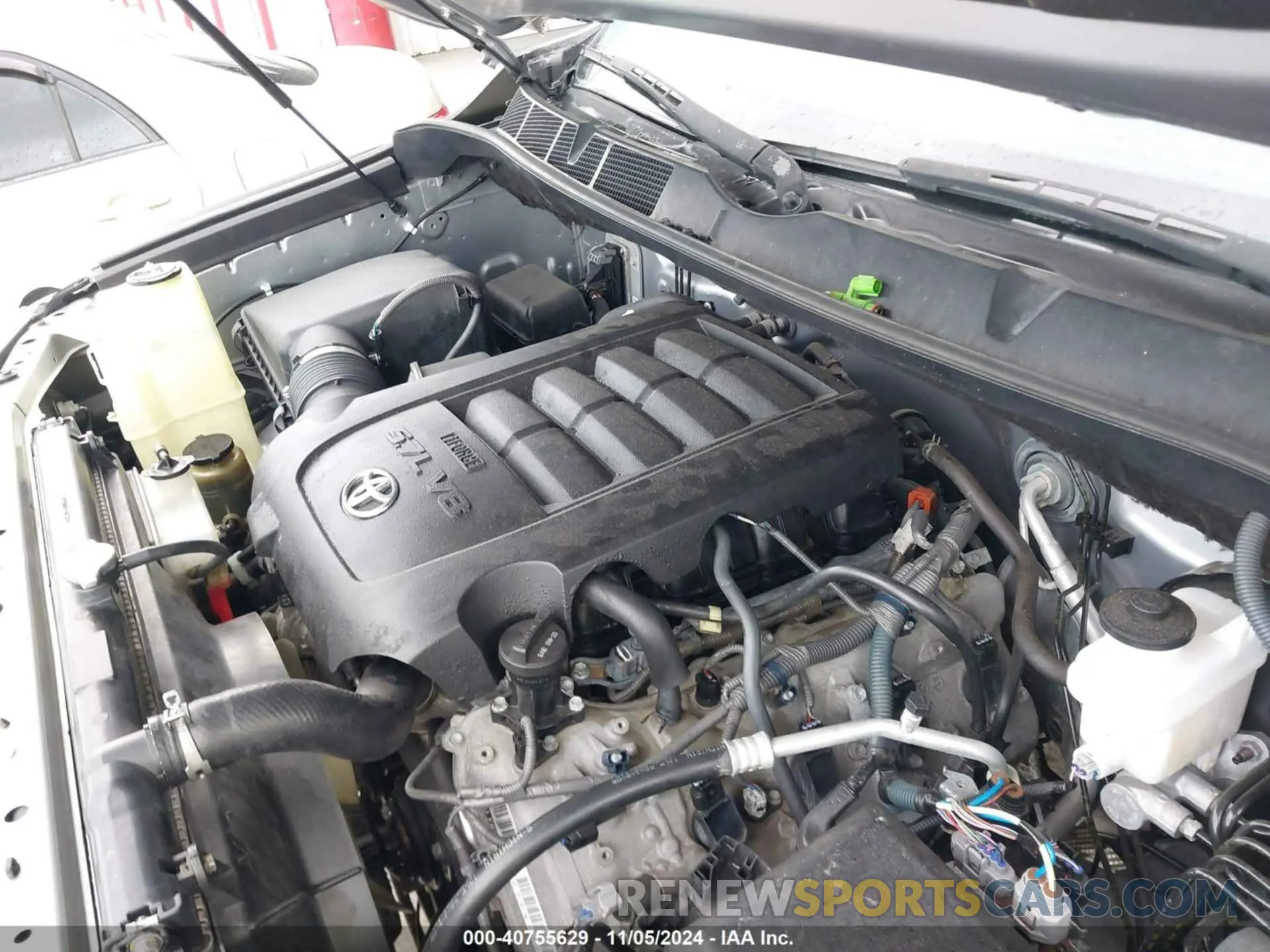 6 Photograph of a damaged car 5TFDY5F1XMX018848 TOYOTA TUNDRA 2021
