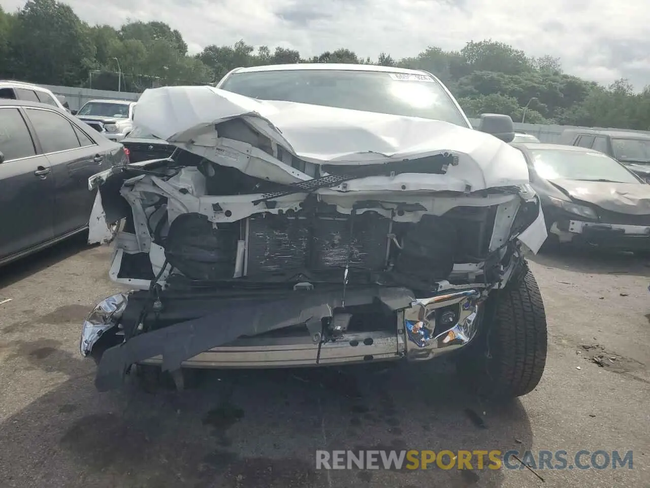5 Photograph of a damaged car 5TFDY5F1XMX031857 TOYOTA TUNDRA 2021