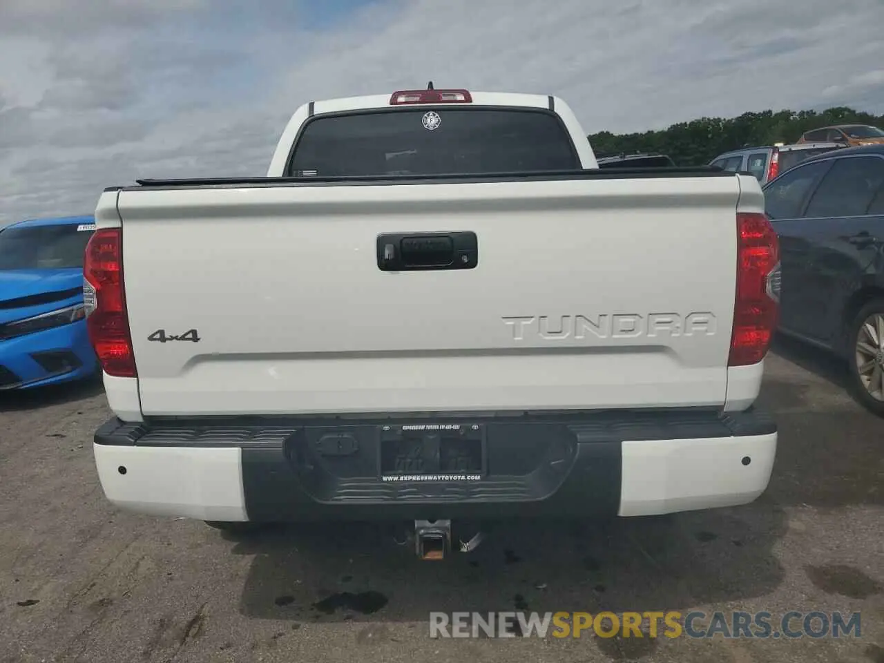 6 Photograph of a damaged car 5TFDY5F1XMX031857 TOYOTA TUNDRA 2021