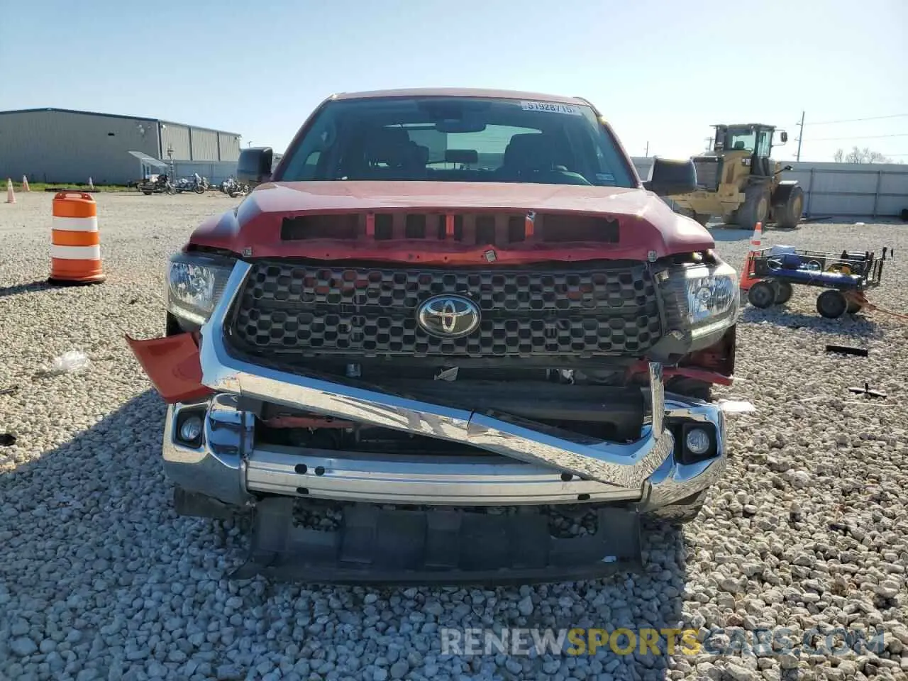 5 Photograph of a damaged car 5TFDY5F1XMX034001 TOYOTA TUNDRA 2021