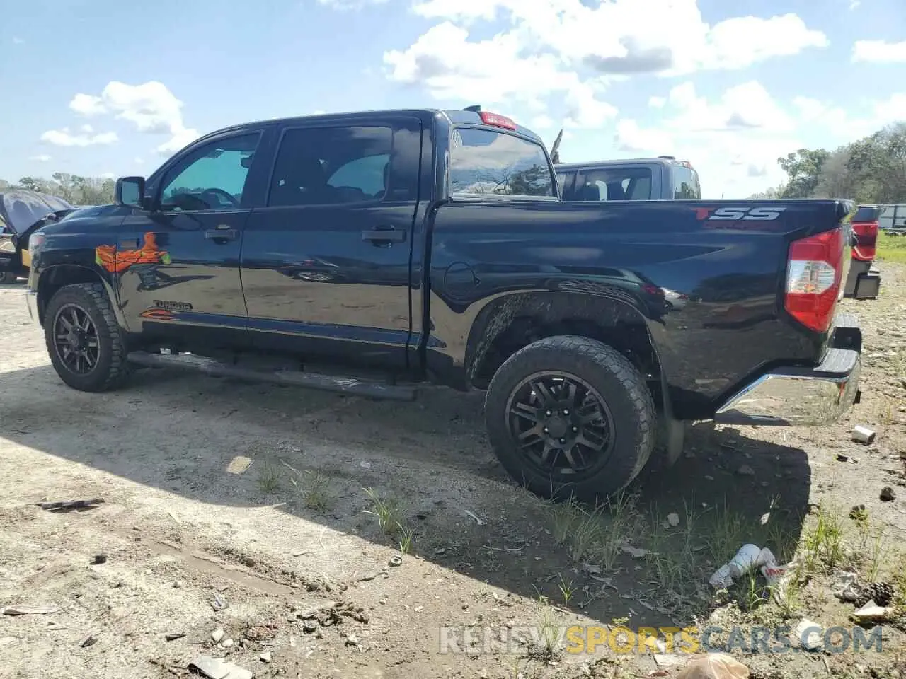 2 Photograph of a damaged car 5TFDY5F1XMX047153 TOYOTA TUNDRA 2021