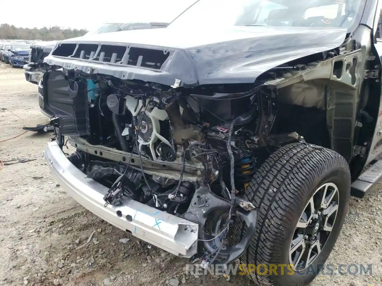 9 Photograph of a damaged car 5TFDY5F1XMX965534 TOYOTA TUNDRA 2021