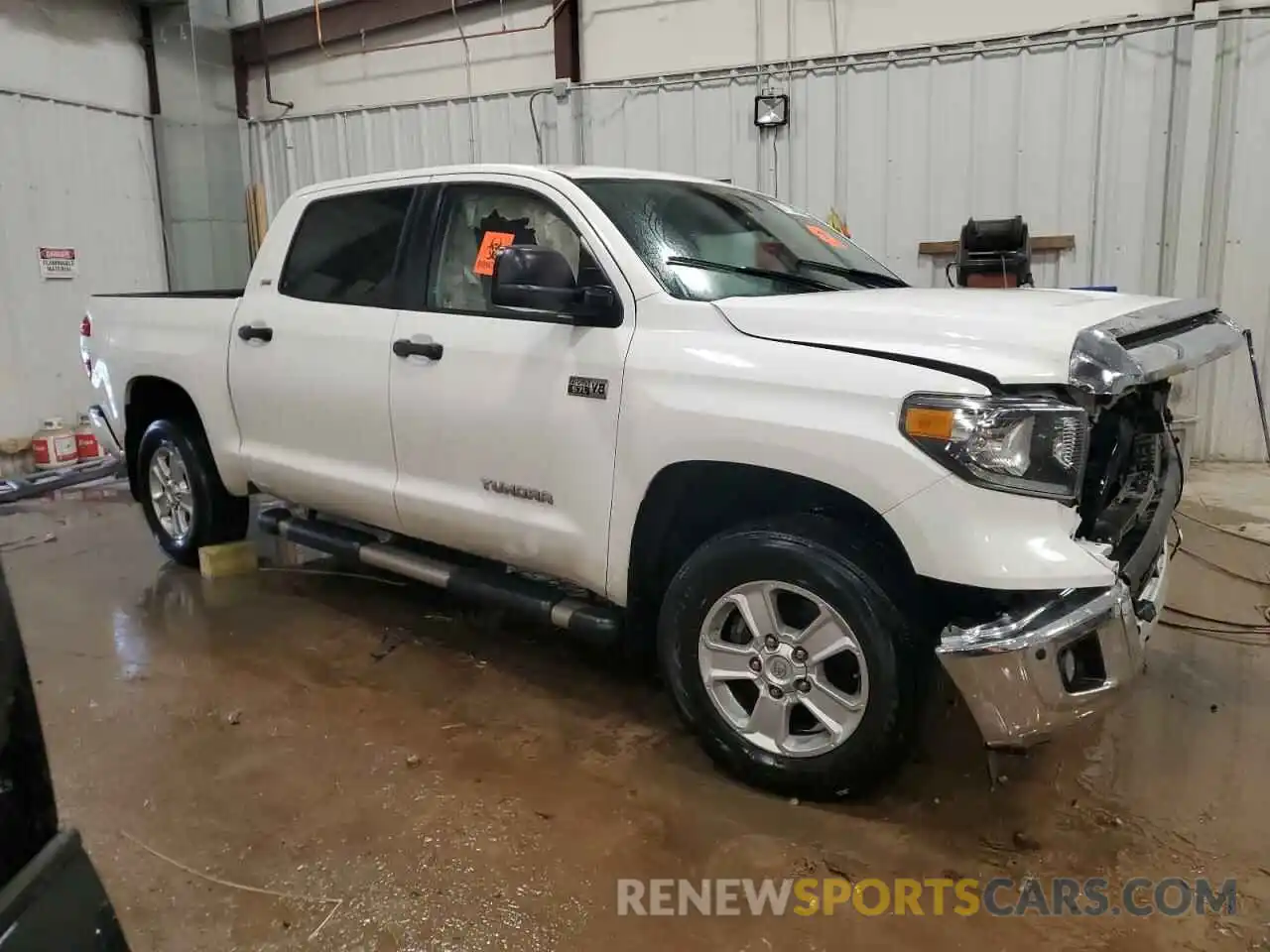 4 Photograph of a damaged car 5TFDY5F1XMX999215 TOYOTA TUNDRA 2021