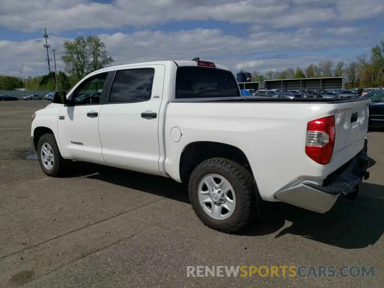 2 Photograph of a damaged car 5TFEY5F10MX292435 TOYOTA TUNDRA 2021