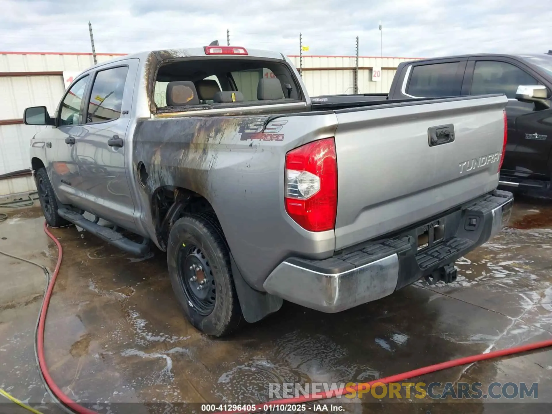 3 Photograph of a damaged car 5TFEY5F12MX273045 TOYOTA TUNDRA 2021