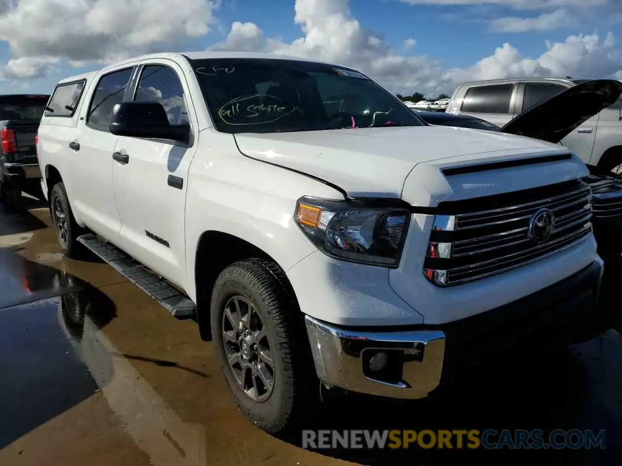4 Photograph of a damaged car 5TFEY5F12MX274695 TOYOTA TUNDRA 2021