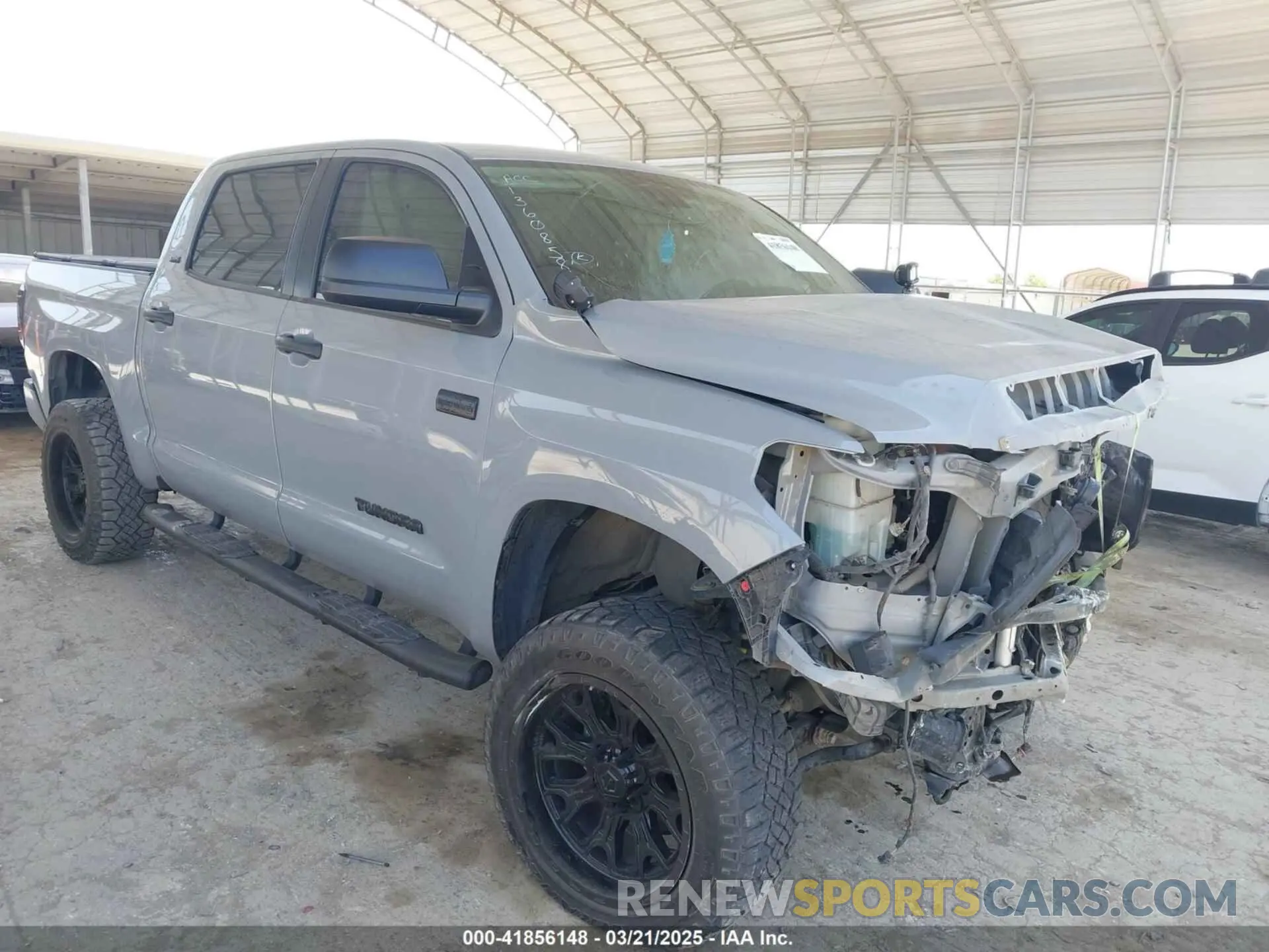 1 Photograph of a damaged car 5TFEY5F12MX281484 TOYOTA TUNDRA 2021