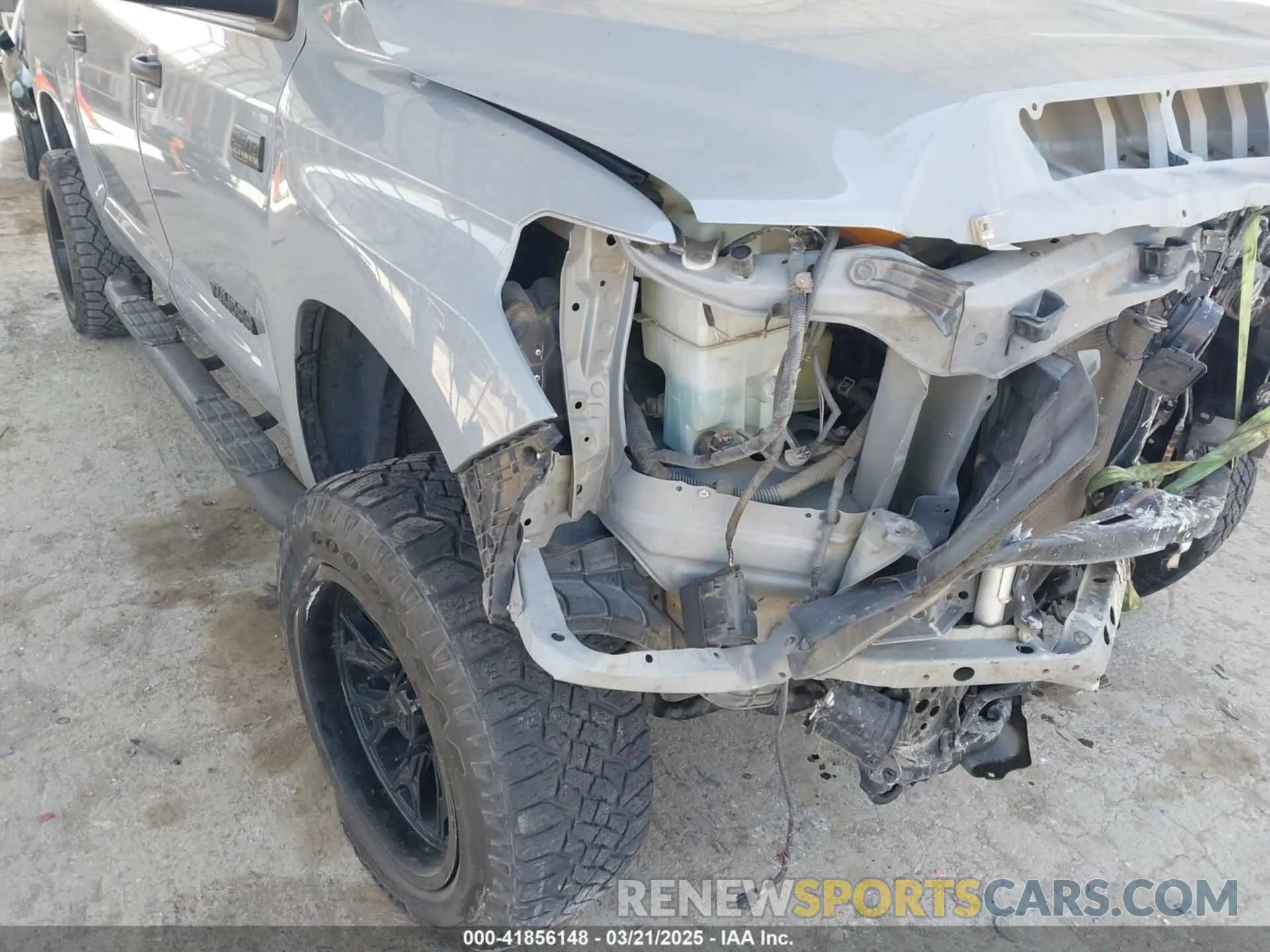 6 Photograph of a damaged car 5TFEY5F12MX281484 TOYOTA TUNDRA 2021