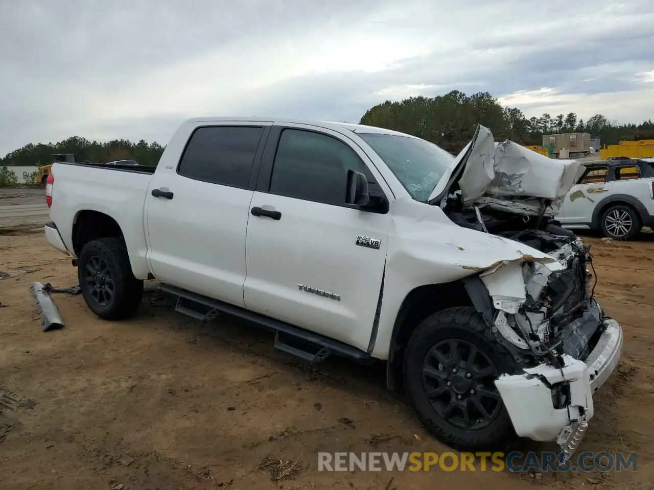 4 Photograph of a damaged car 5TFEY5F13MX280795 TOYOTA TUNDRA 2021