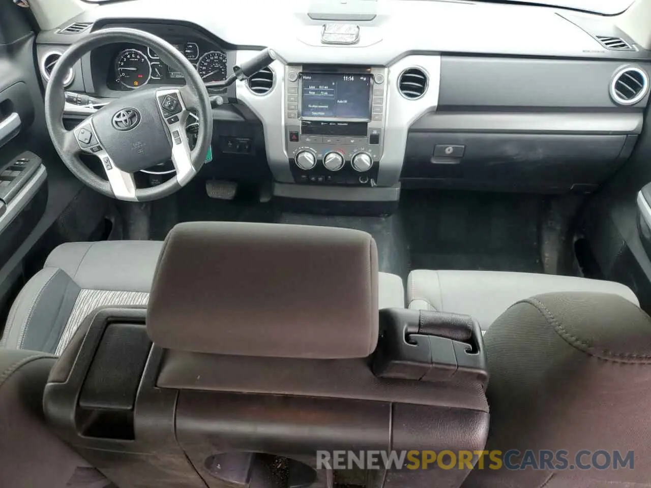 8 Photograph of a damaged car 5TFEY5F13MX288167 TOYOTA TUNDRA 2021