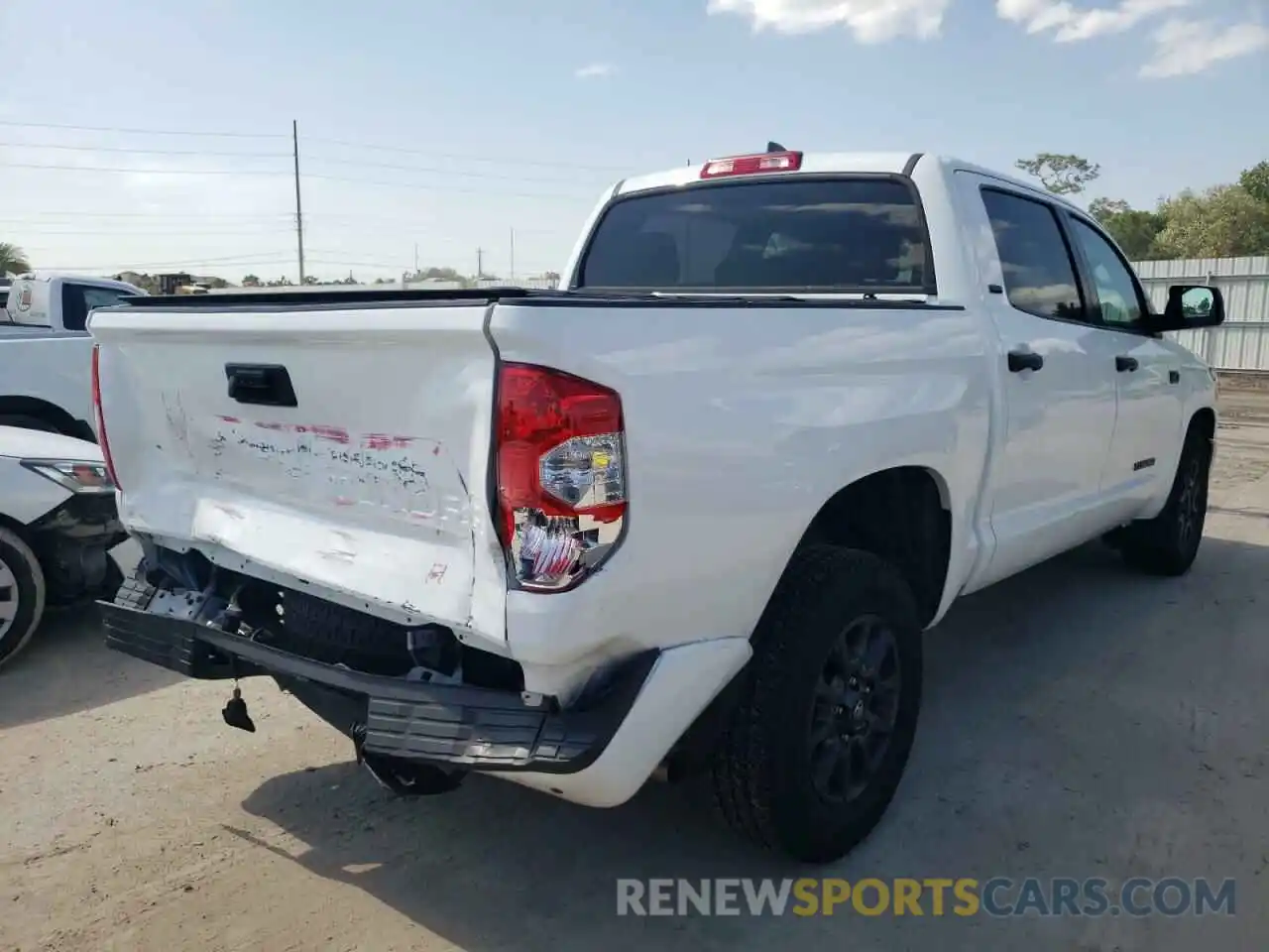 4 Photograph of a damaged car 5TFEY5F14MX277016 TOYOTA TUNDRA 2021