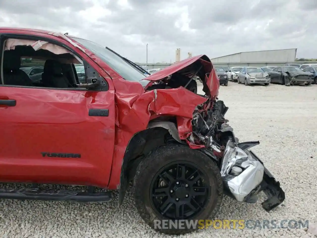 9 Photograph of a damaged car 5TFEY5F14MX277467 TOYOTA TUNDRA 2021