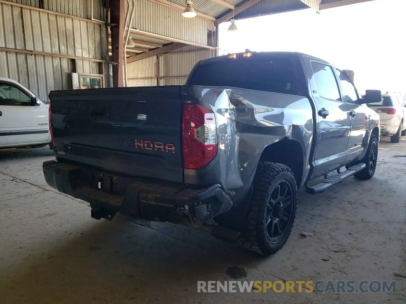 4 Photograph of a damaged car 5TFEY5F14MX286380 TOYOTA TUNDRA 2021