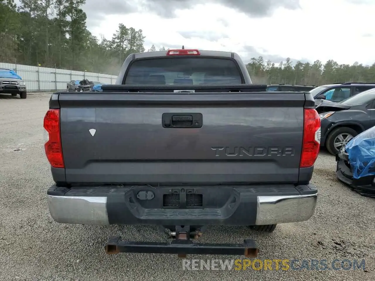 6 Photograph of a damaged car 5TFEY5F15MX289241 TOYOTA TUNDRA 2021