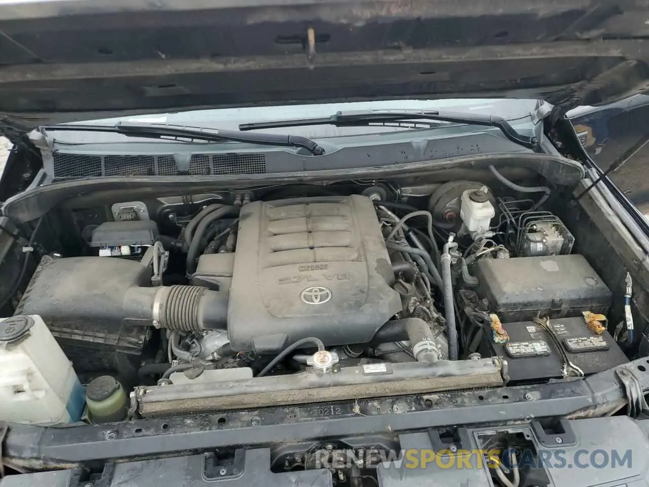 11 Photograph of a damaged car 5TFEY5F15MX298988 TOYOTA TUNDRA 2021