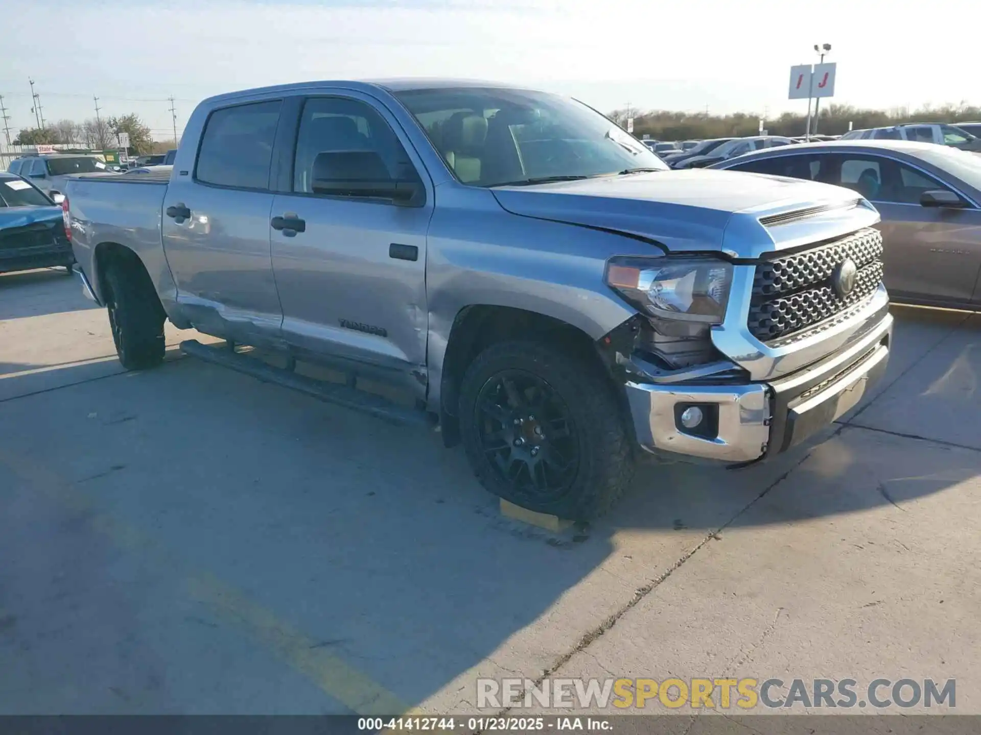 1 Photograph of a damaged car 5TFEY5F16MX288471 TOYOTA TUNDRA 2021