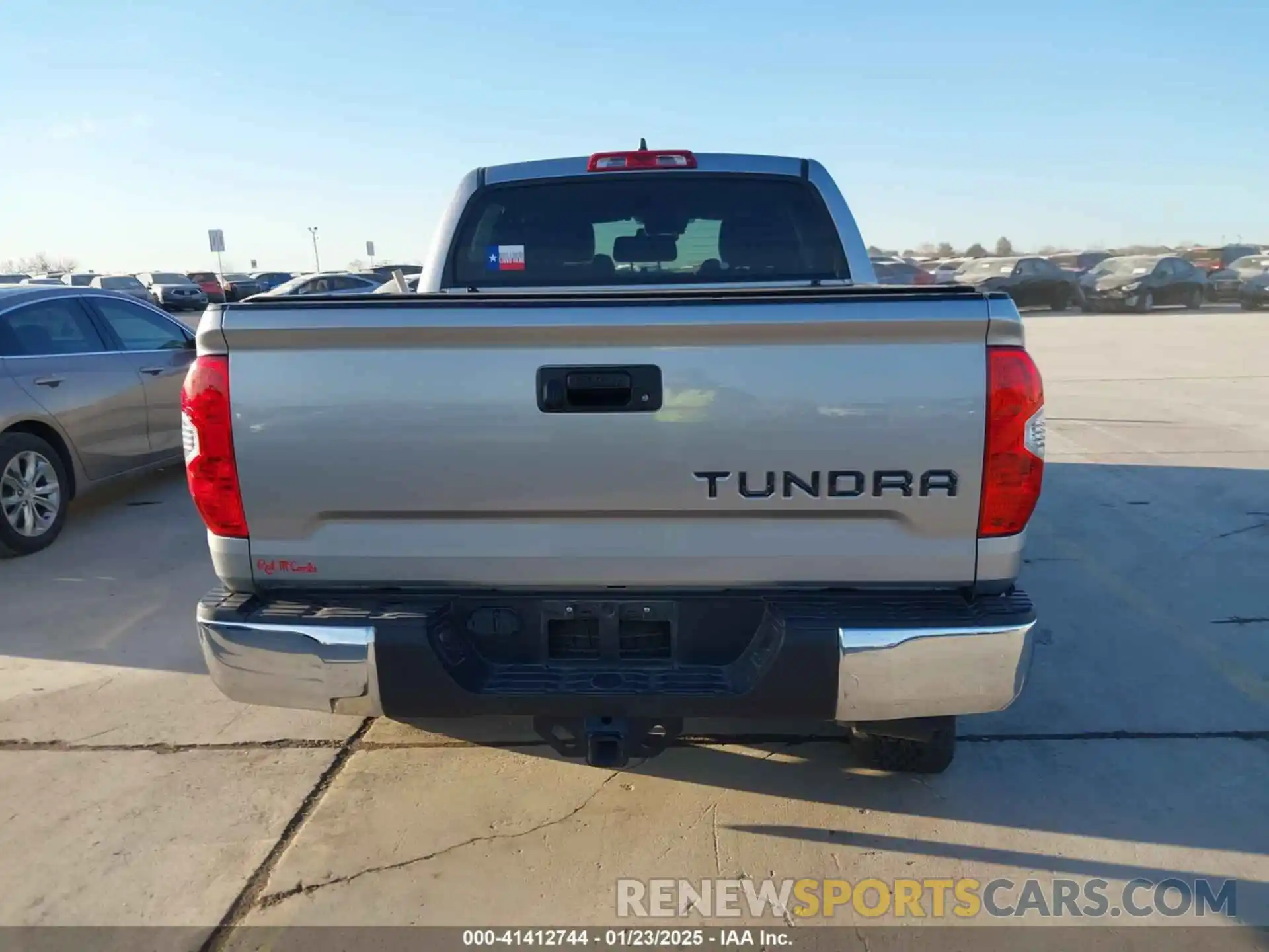 16 Photograph of a damaged car 5TFEY5F16MX288471 TOYOTA TUNDRA 2021