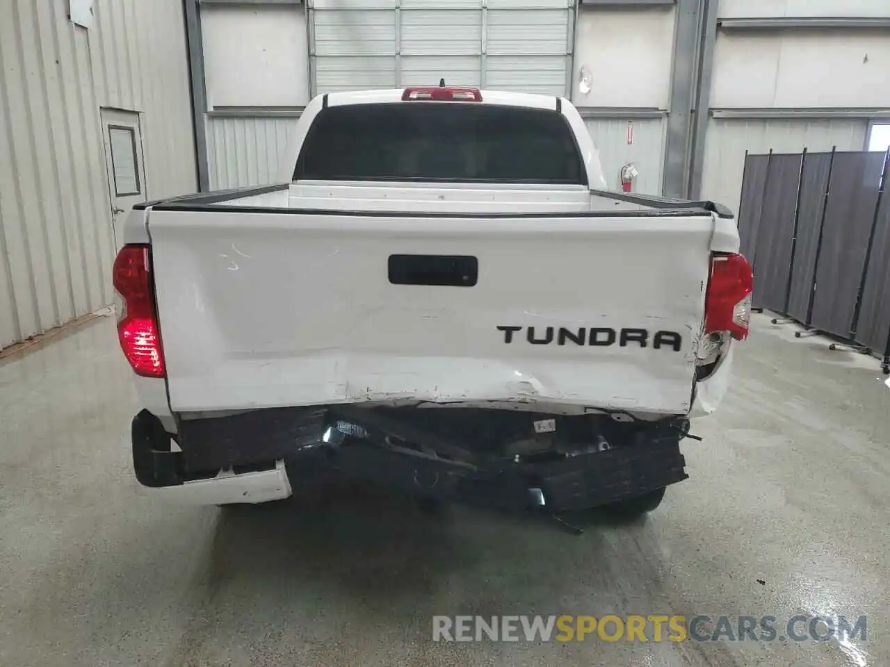 6 Photograph of a damaged car 5TFEY5F17MX273896 TOYOTA TUNDRA 2021