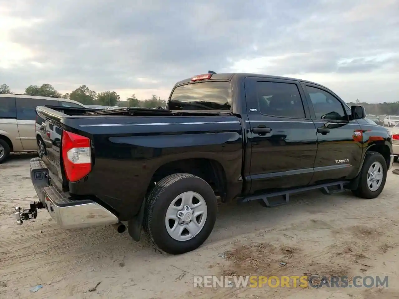 3 Photograph of a damaged car 5TFEY5F17MX274725 TOYOTA TUNDRA 2021