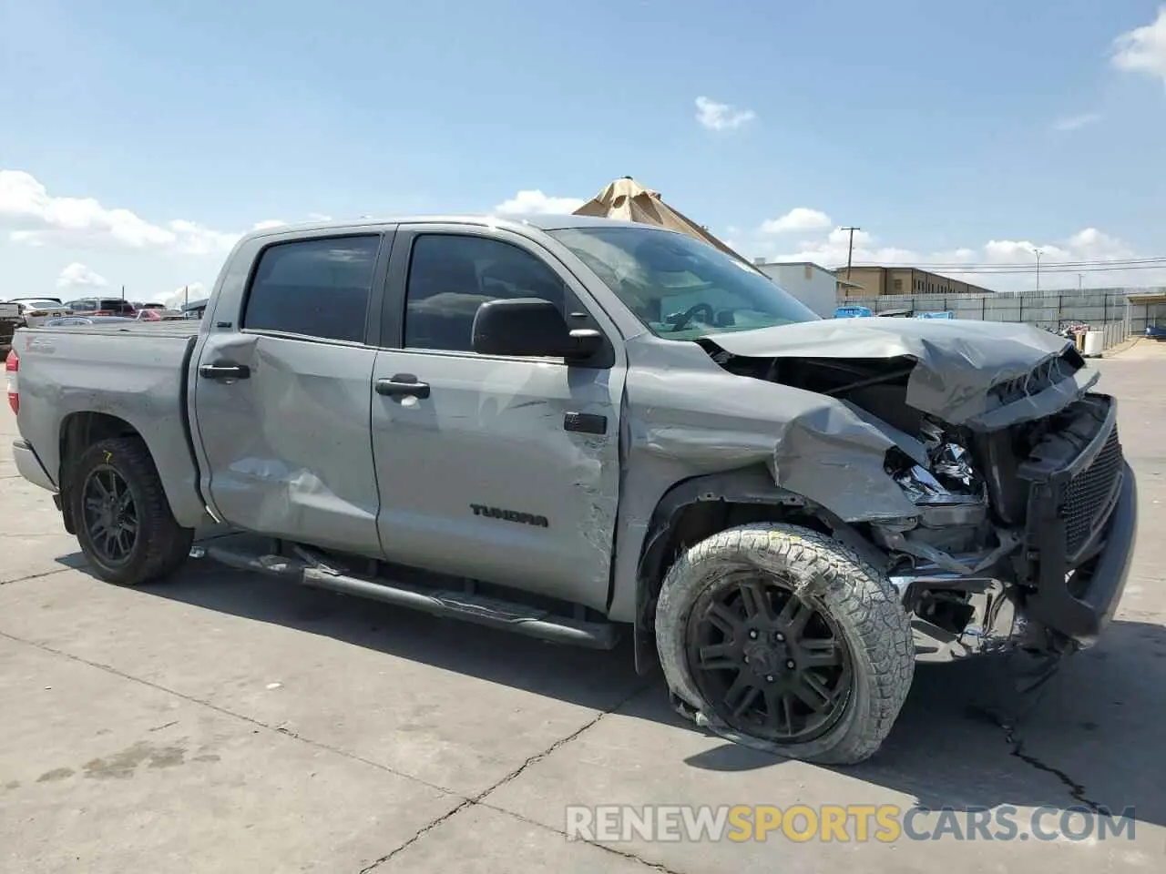 4 Photograph of a damaged car 5TFEY5F18MX283594 TOYOTA TUNDRA 2021
