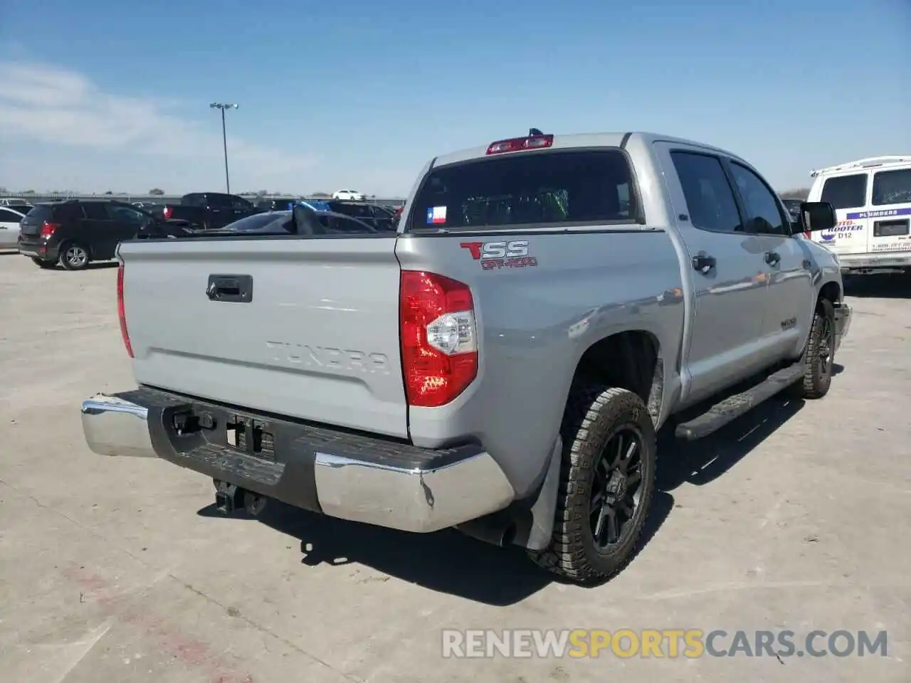 4 Photograph of a damaged car 5TFEY5F18MX285927 TOYOTA TUNDRA 2021