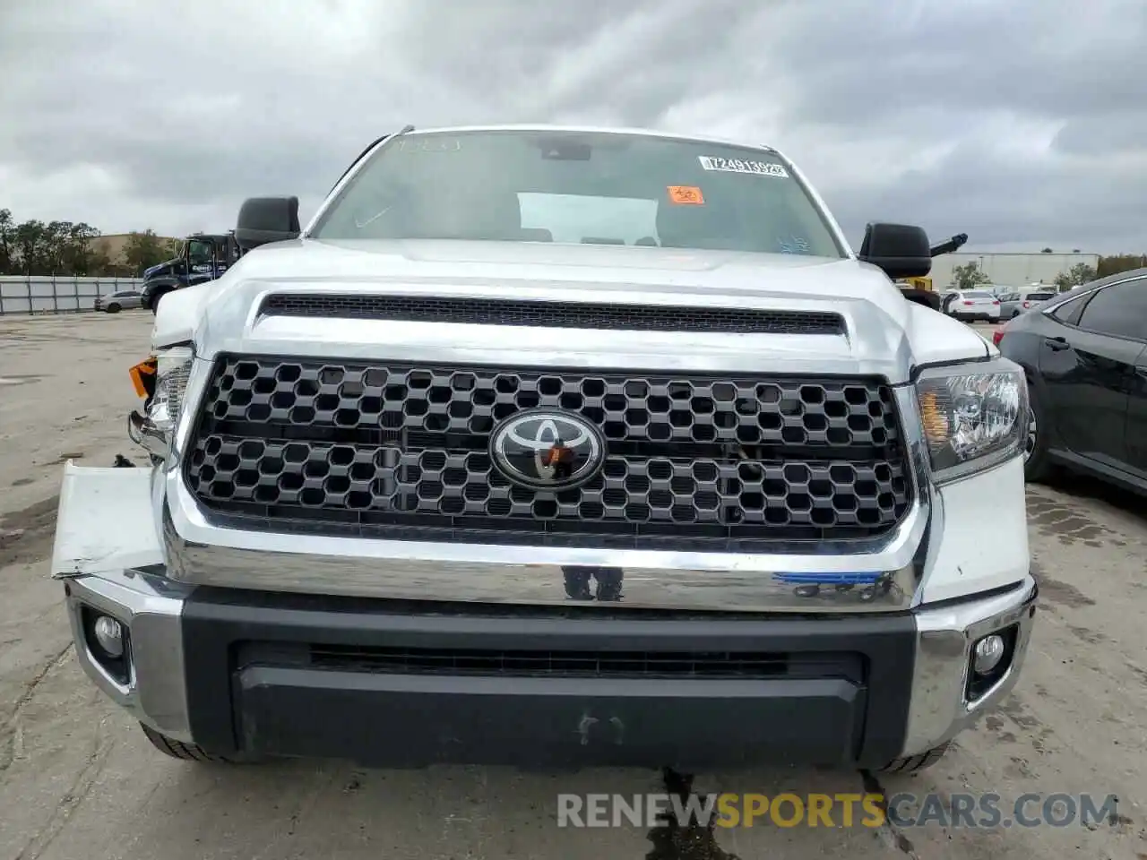 5 Photograph of a damaged car 5TFEY5F19MX286259 TOYOTA TUNDRA 2021