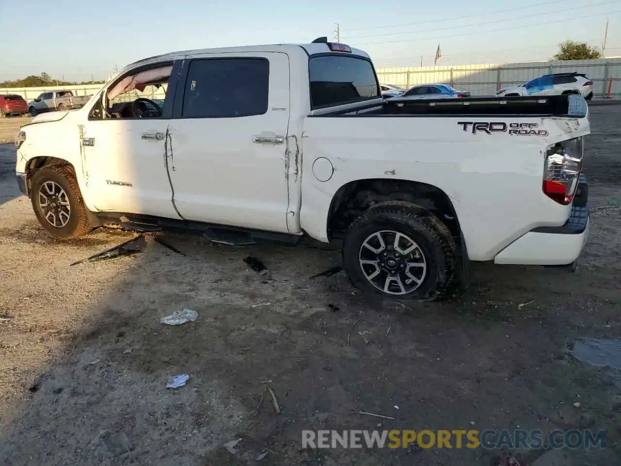 2 Photograph of a damaged car 5TFFY5F14MX285315 TOYOTA TUNDRA 2021