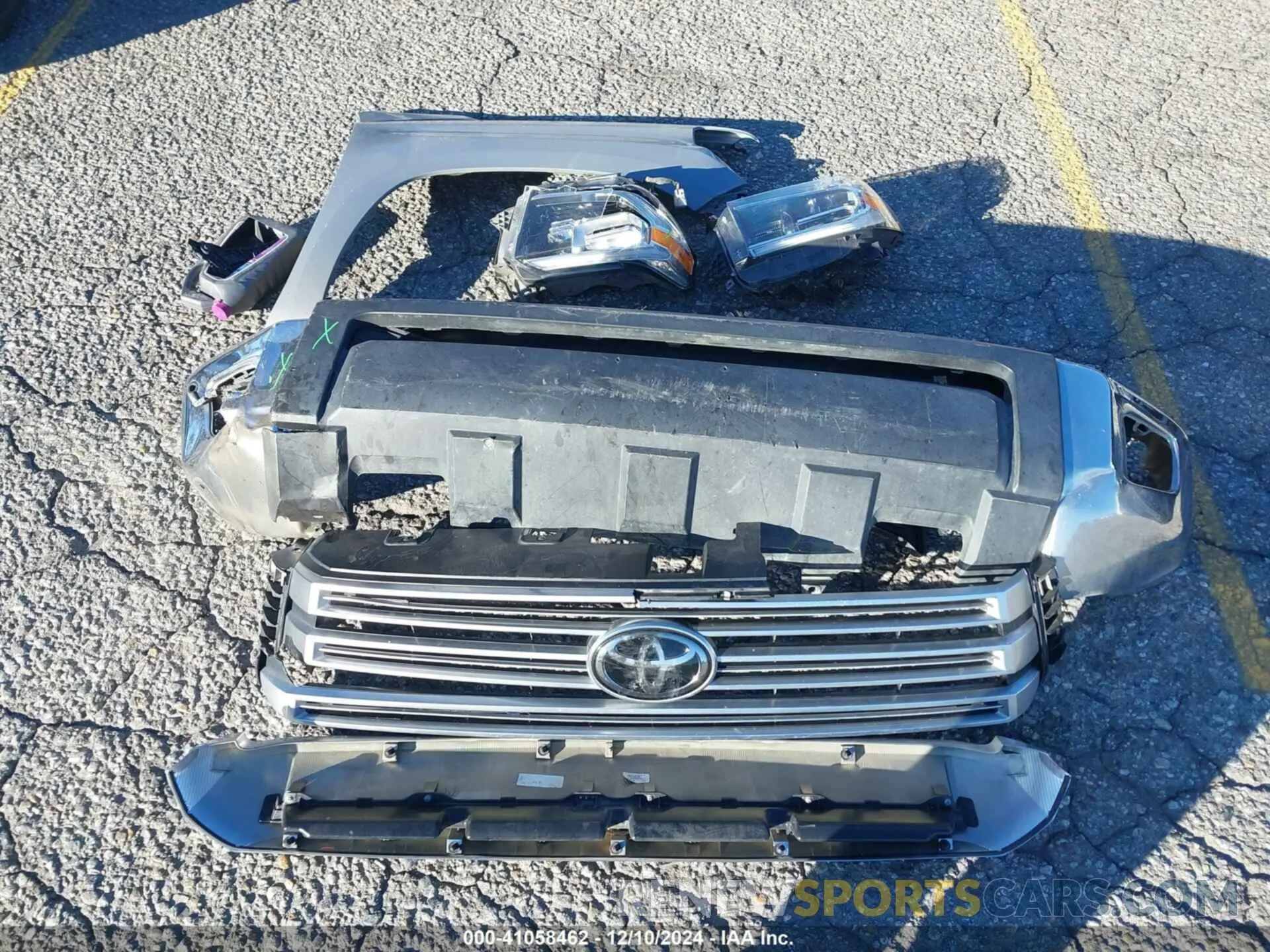 12 Photograph of a damaged car 5TFFY5F14MX287937 TOYOTA TUNDRA 2021