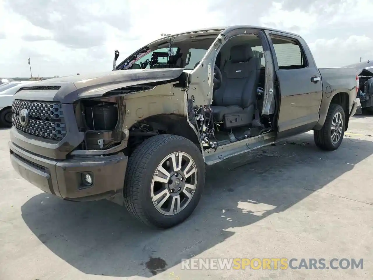 2 Photograph of a damaged car 5TFGY5F14MX279339 TOYOTA TUNDRA 2021