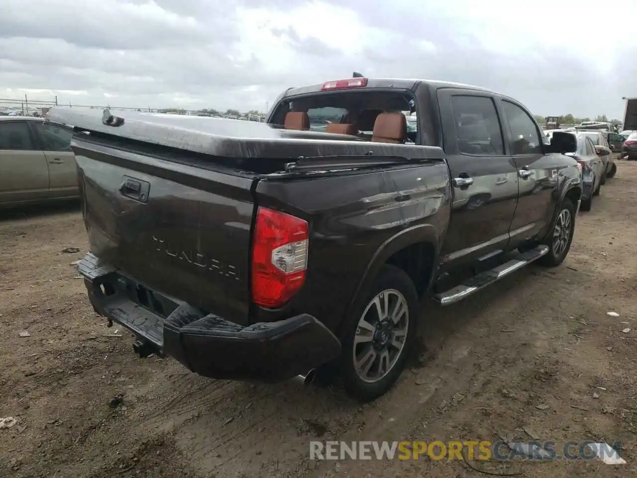 4 Photograph of a damaged car 5TFGY5F17MX278377 TOYOTA TUNDRA 2021