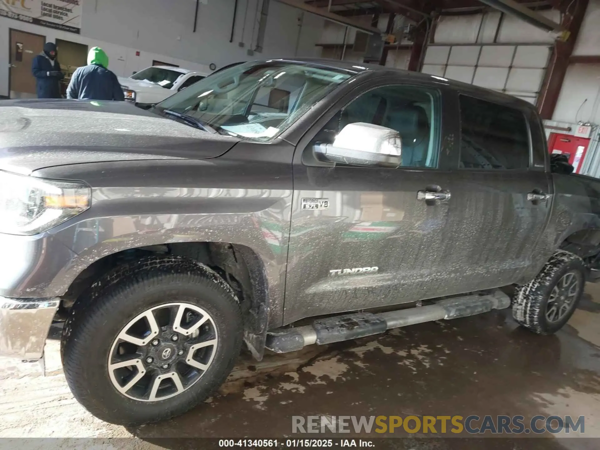 14 Photograph of a damaged car 5TFHY5F11MX011143 TOYOTA TUNDRA 2021
