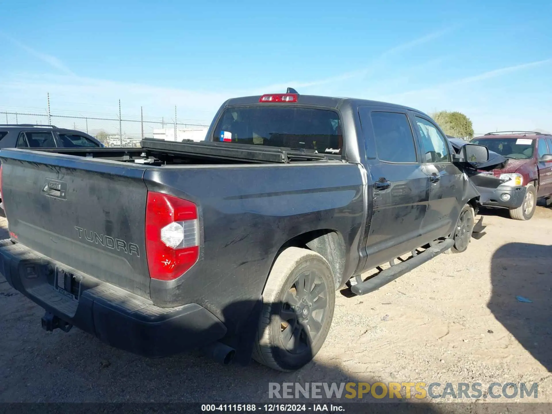 4 Photograph of a damaged car 5TFHY5F13MX038151 TOYOTA TUNDRA 2021