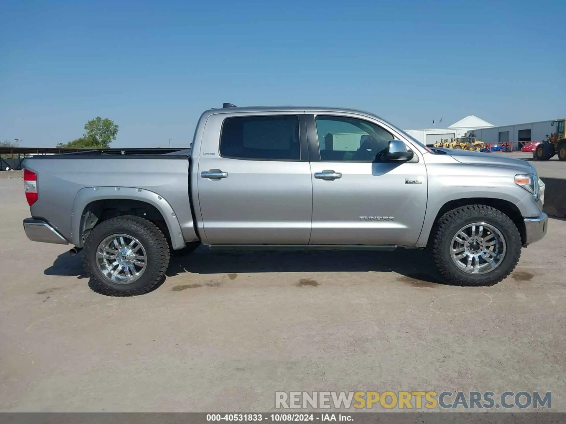 14 Photograph of a damaged car 5TFHY5F13MX983410 TOYOTA TUNDRA 2021