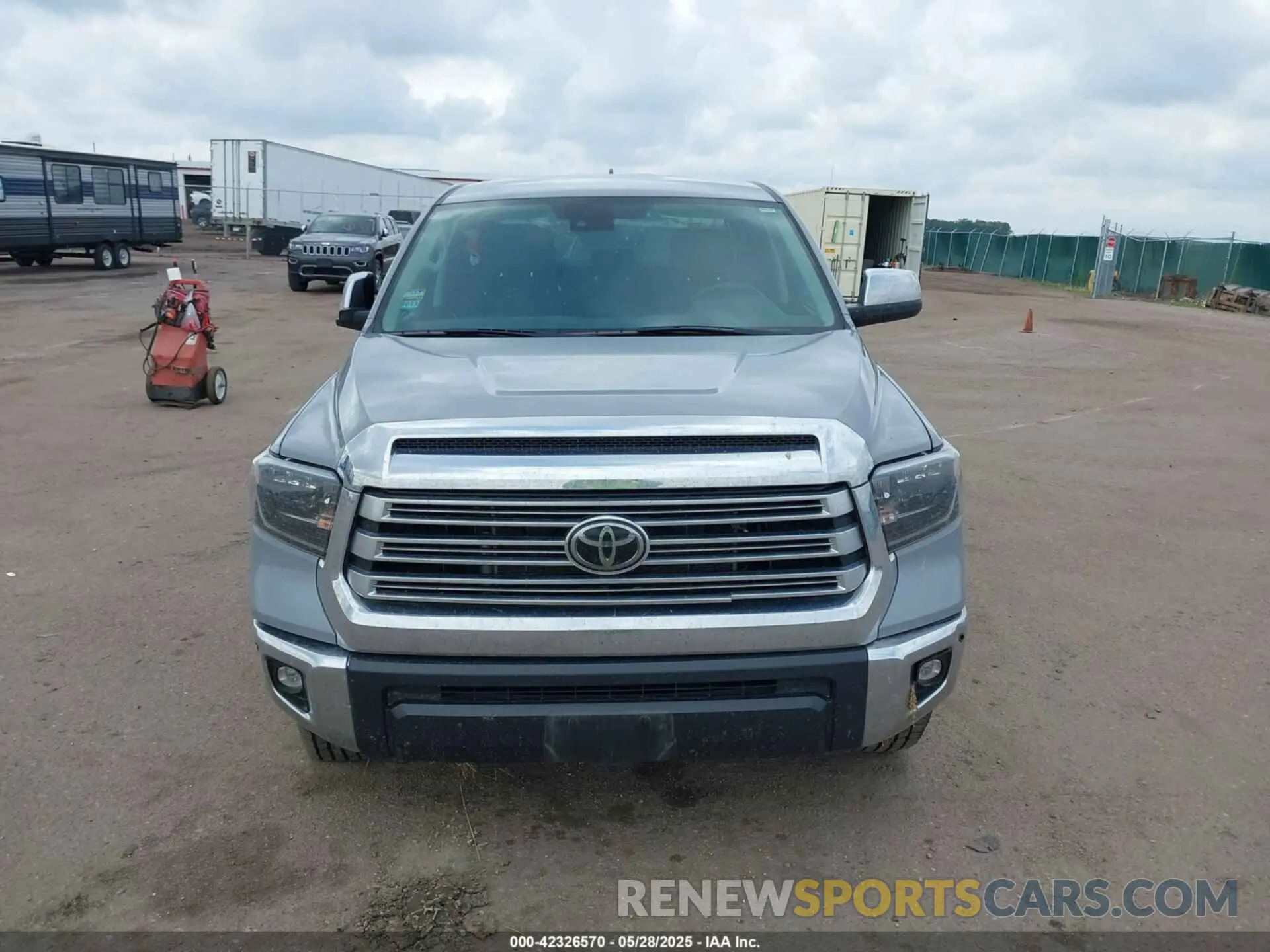 13 Photograph of a damaged car 5TFHY5F14MX035419 TOYOTA TUNDRA 2021