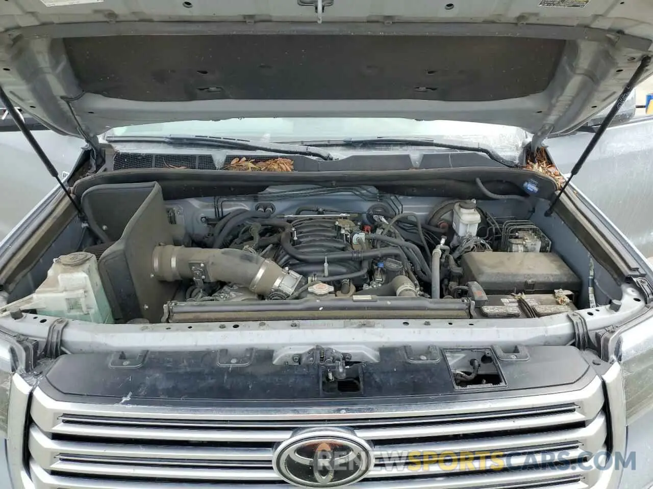 11 Photograph of a damaged car 5TFHY5F14MX997283 TOYOTA TUNDRA 2021