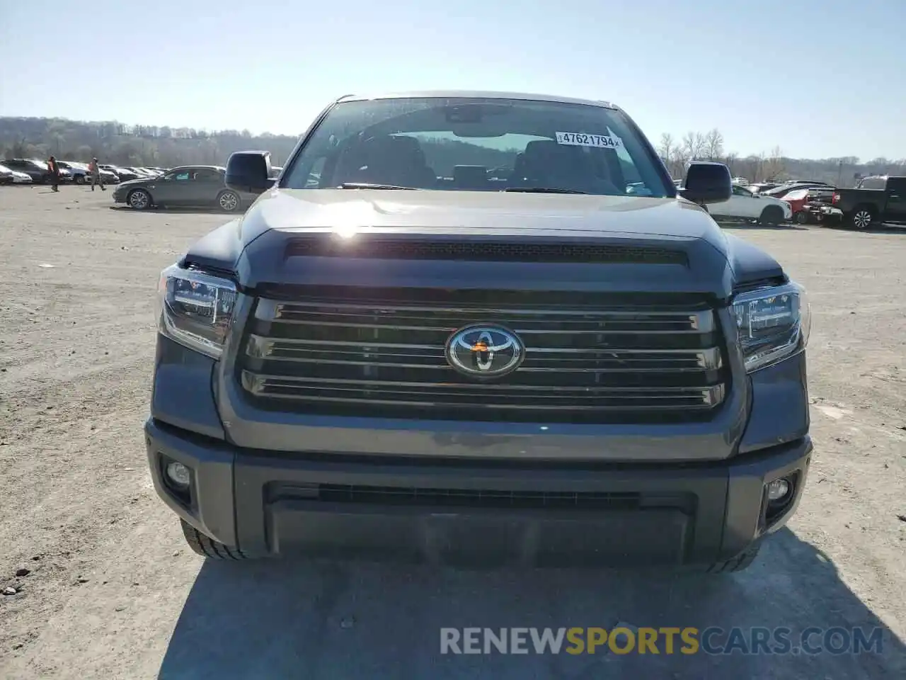 5 Photograph of a damaged car 5TFHY5F15MX018614 TOYOTA TUNDRA 2021