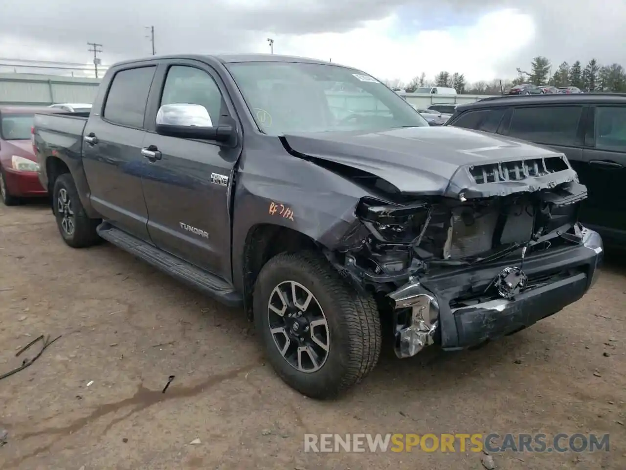 1 Photograph of a damaged car 5TFHY5F17MX015021 TOYOTA TUNDRA 2021